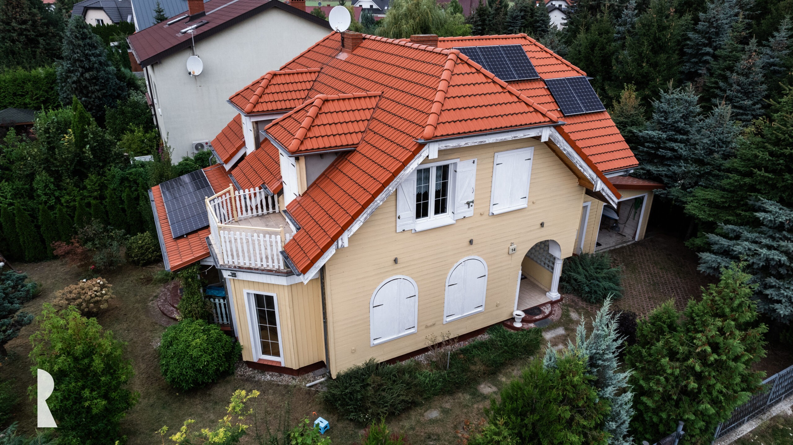 Urokliwy dom wolnostojący w centrum Rokietnicy